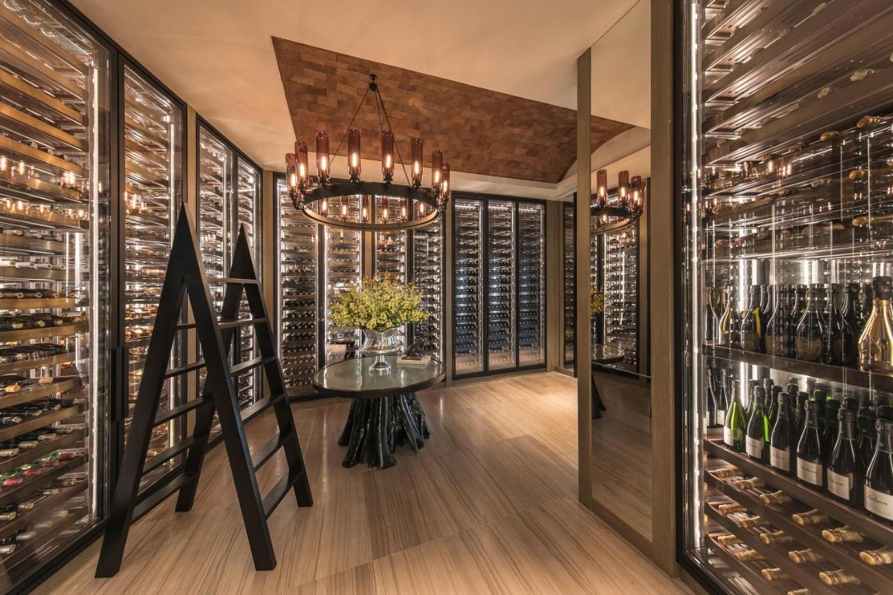 فندق Rosewood بنوم بنه المظهر الخارجي الصورة